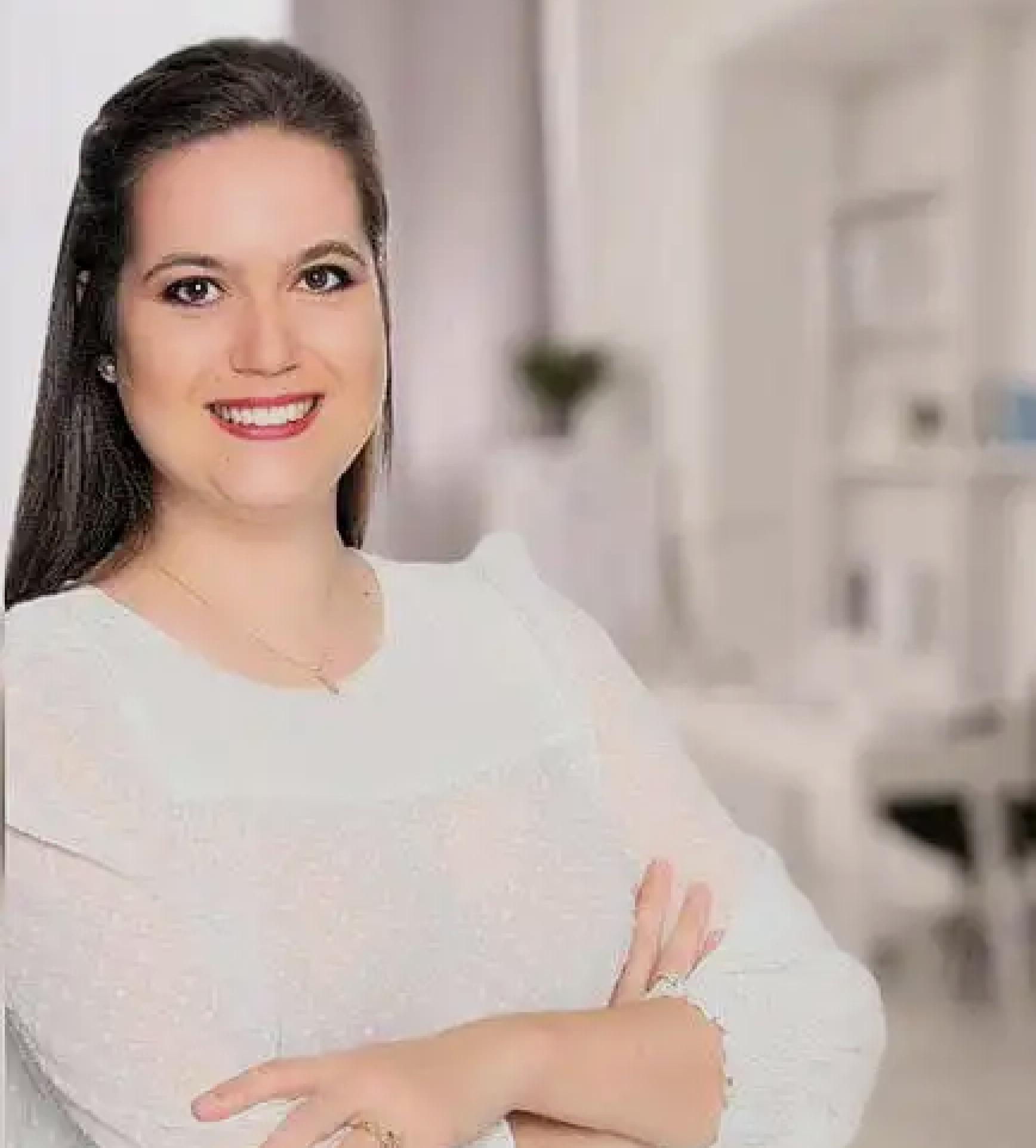 Dra. Lyvia Barbosa Alves